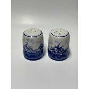 Vintage Delft Blue Hand Painted Dutch Windmill Salt & Pepper Shakers Holland set